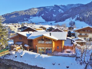 Exterior - Luxury Chalet in Kaprun Salzburg With Sauna (Kaprun)