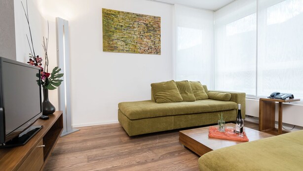 Apartment | Living room - Cozy Apartment in Kaprun With Wellness Centre Near (Kaprun)