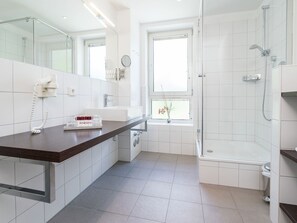Apartment | Badezimmer | Dusche