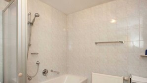Unclassified image, 4 of 30, button - Spacious Apartment near Ski Area in Mittersill (Mittersill)