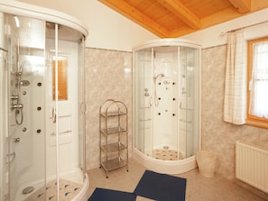 Apartment | Bathroom