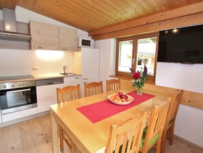 Apartment | Eigene Küche | Hochstuhl