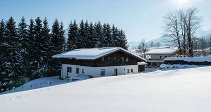 Apartment in Flachau Near Ski Lift
