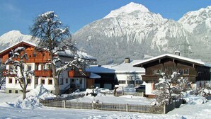 Exterior - Beautiful Apartment in Strass im Zillertal With Parking (Strass im Zillertal)
