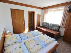 Apartment | Room amenity
