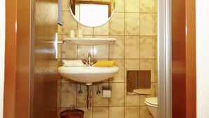 Apartment | Bathroom | Shower, towels - Lovely Apartment in Leutasch With Meadow Around (Leutasch)