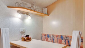 Dining - Stylish Apartment in Zell am See near Ski Area (Zell am See)