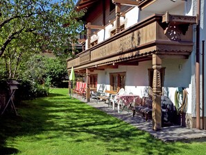 Exterior - Cozy Holiday Home in Uderns near Ski Area (Uderns)