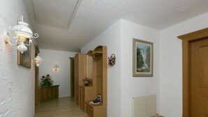Reception - Modern Apartment in Uderns Near Ski Area (Uderns)