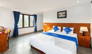 迷你吧、書桌、免費無線上網