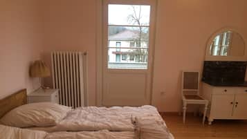 4 Schlafzimmer, kostenloses WLAN, Bettwäsche