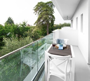 Premium Apartment, 1 Bedroom | Balcony view - Mariya Art Living (Kassandra)
