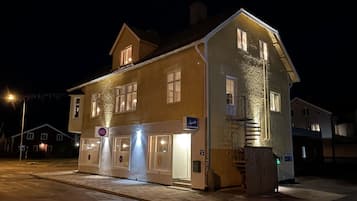 Esterni