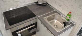 ALL APARTMENT WITH PRIVATE REVENUE