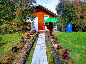 Front of property - Hospedaje Santaelena-Chalets de Montaña (Medellín)