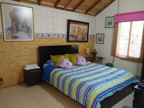 1 bedroom, minibar, individually decorated, individually furnished - Hospedaje Santaelena-Chalets de Montaña (Medellín)