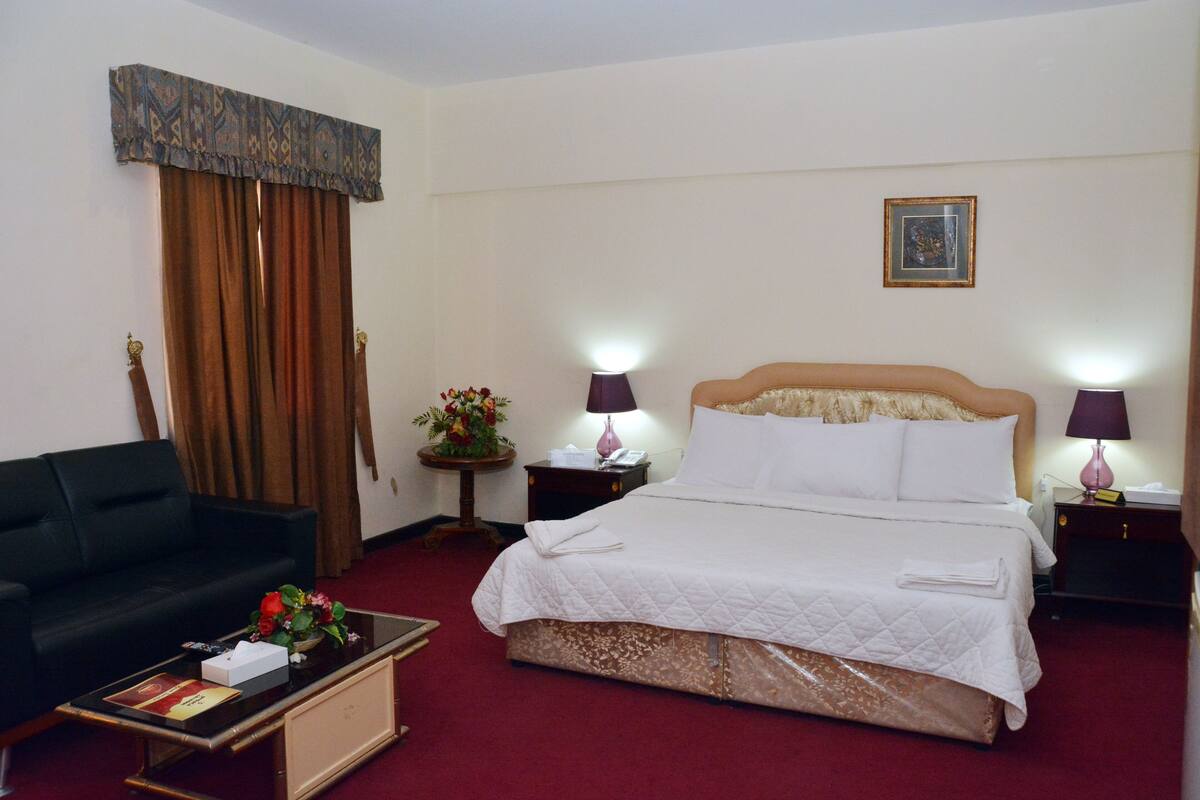 Standard Suite | Free WiFi