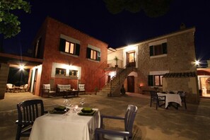 Outdoor dining - Ca Na Susi (Esporles)