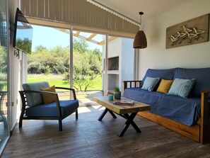 Design House, Multiple Beds, Mountain View | Living area | Smart TV - La Escondida San Rafael - Cabañas (San Rafael)