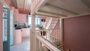 Appartement, 2 slaapkamers | Privékeuken | Een koelkast, een oven, een kookplaat, een vaatwasser