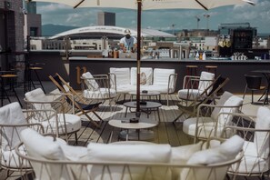 Rooftop terrace - Gekko House, Frankfurt, a Tribute Portfolio Hotel (Frankfurt)