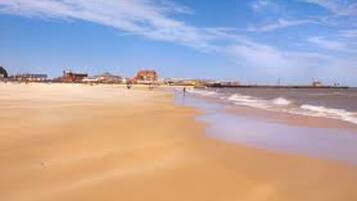 Rumah, Beberapa Tempat Tidur | Pantai