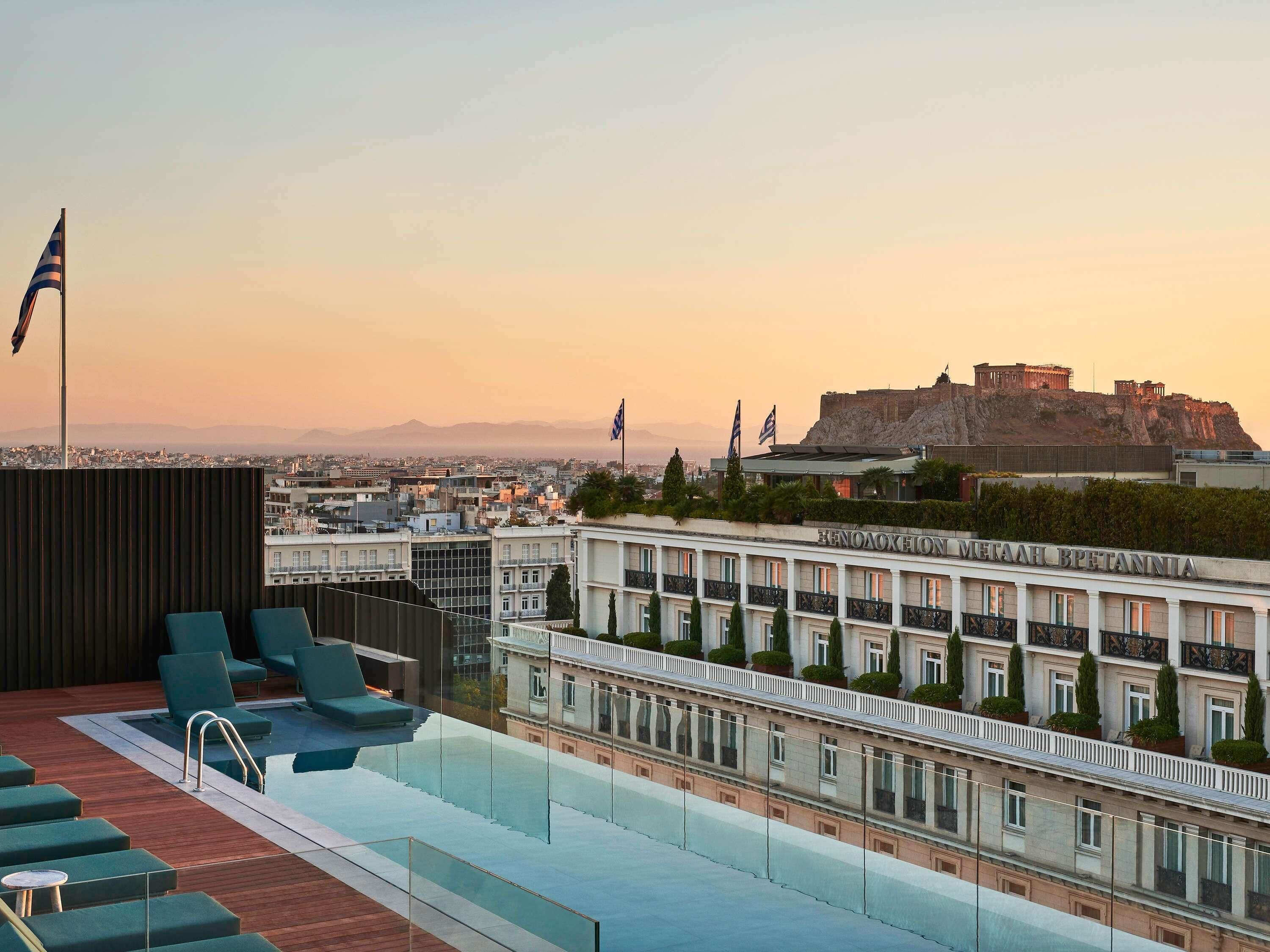 Rooftop bar, poolside views, open daily