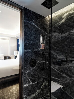 Shower, rainfall showerhead, eco-friendly toiletries, hair dryer - Athens Capital Center Hotel-MGallery Collection (Athens)