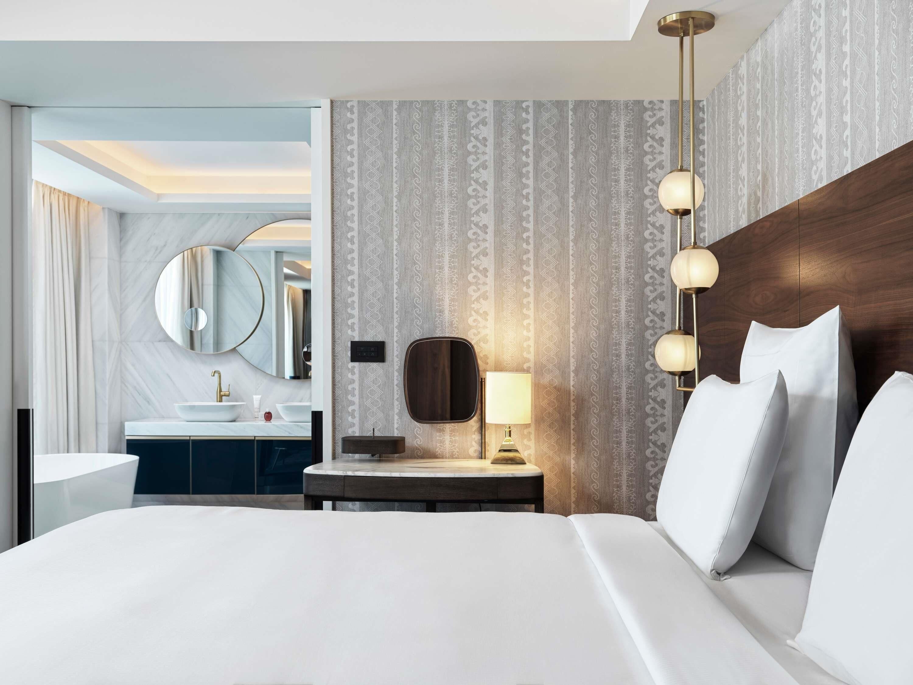 Presidential Suite, 1 King Bed | Premium bedding, down comforters, Select Comfort beds, minibar