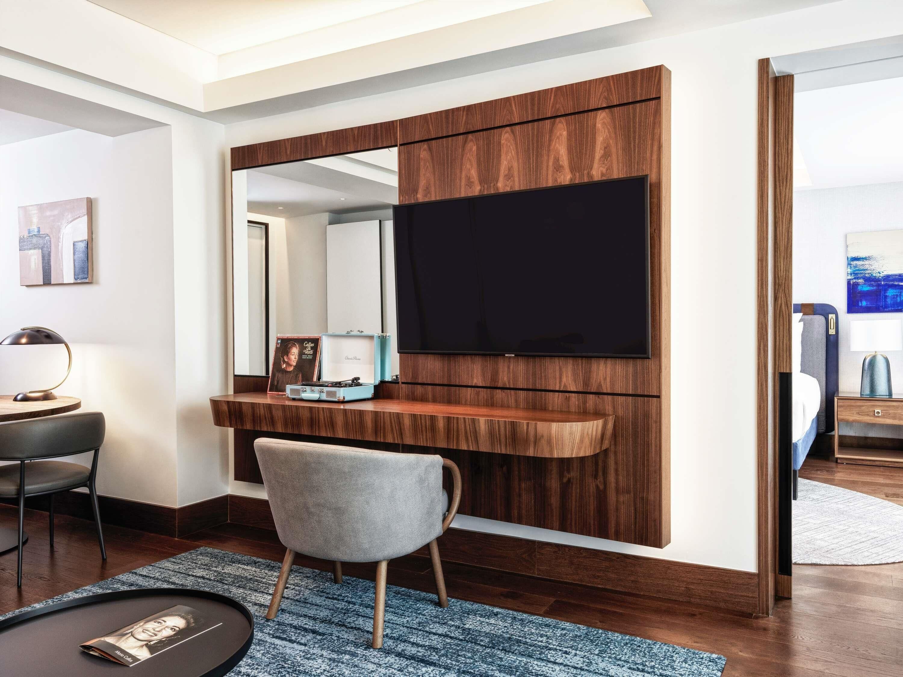 Suite – executive, 1 kingsize-seng | Sengetøy av topp kvalitet, dundyner og senger med Select Comfort-madrass