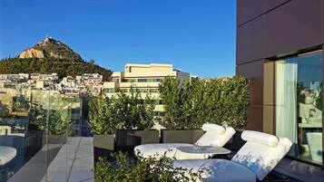 Suite presidencial, 1 cama King size | Ropa de cama de alta calidad, edredón, camas Select Comfort y minibar