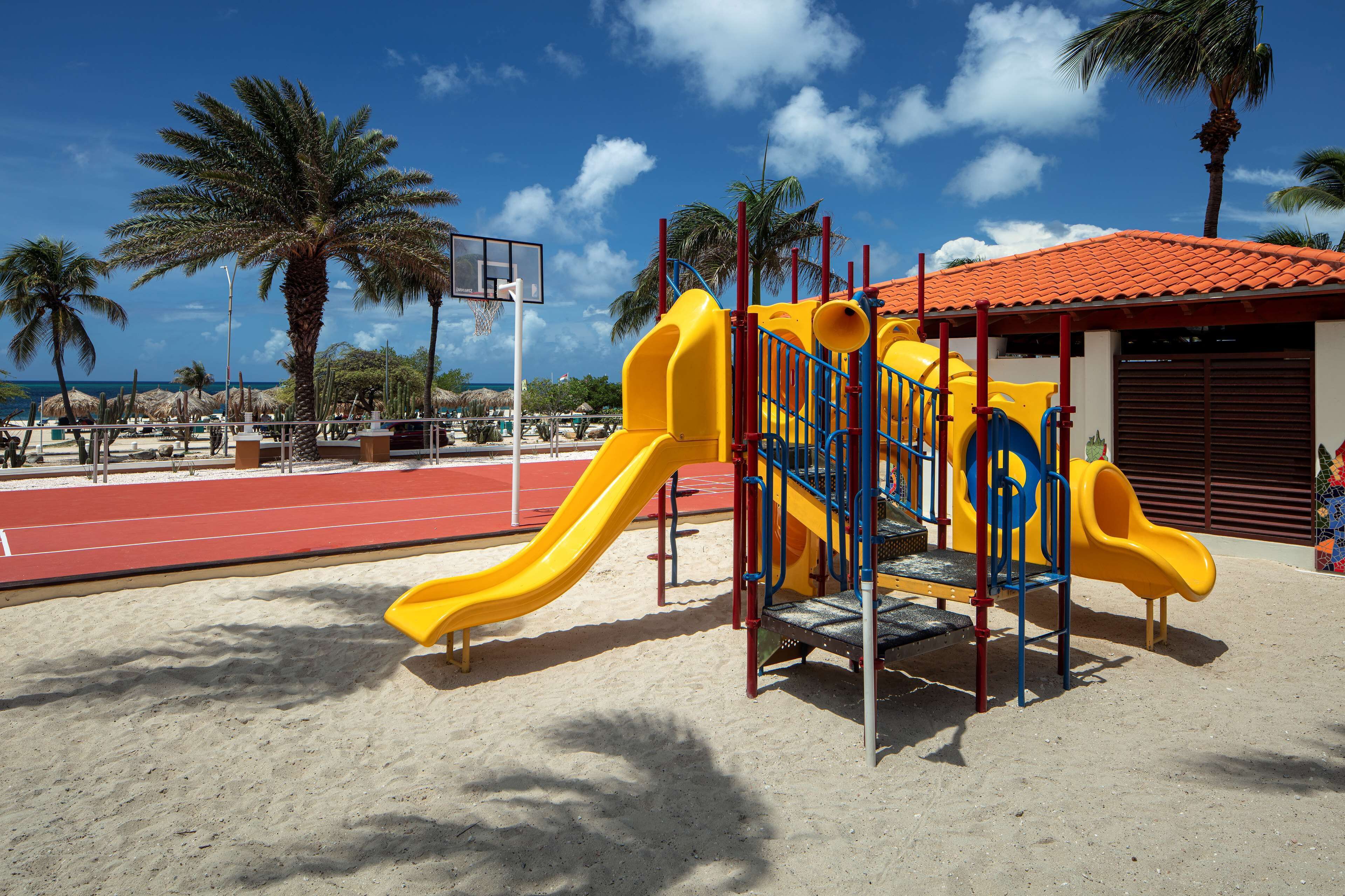 children’s play area – outdoor