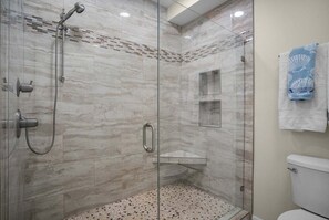 Bathroom - LAGOON POOL OPEN! Oceanfront condo in Panama City Beach, featuring 2 bedrooms and stunning views. (Panama City Beach)