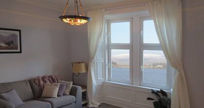3 Oban - fantastic sea view apartment