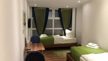 Doppel- oder Zweibettzimmer | 6 Schlafzimmer, kostenloses WLAN