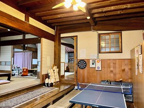 Spielezimmer