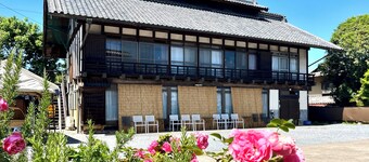 Kiyomizu House, silk heritage villa in castle town