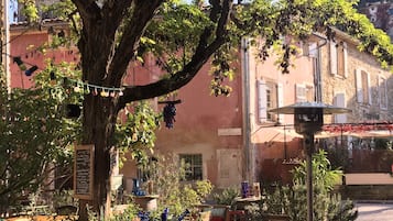 Ristorazione all'aperto