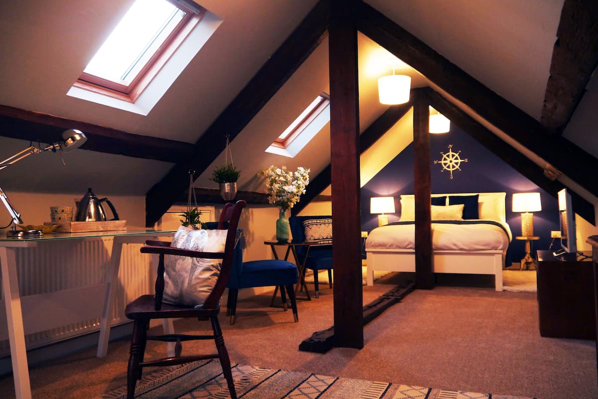 room 1 | individually decorated, individually furnished, desk, iron/ironing board
