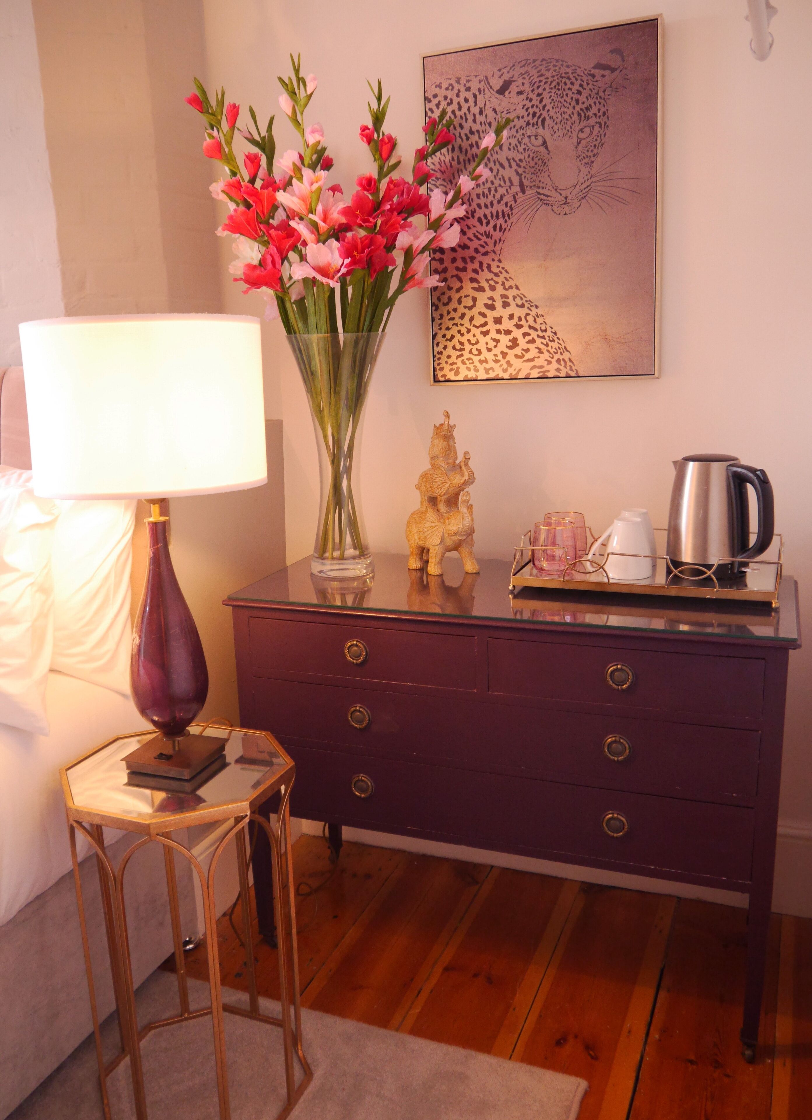 room 6 | individually decorated, individually furnished, desk, iron/ironing board