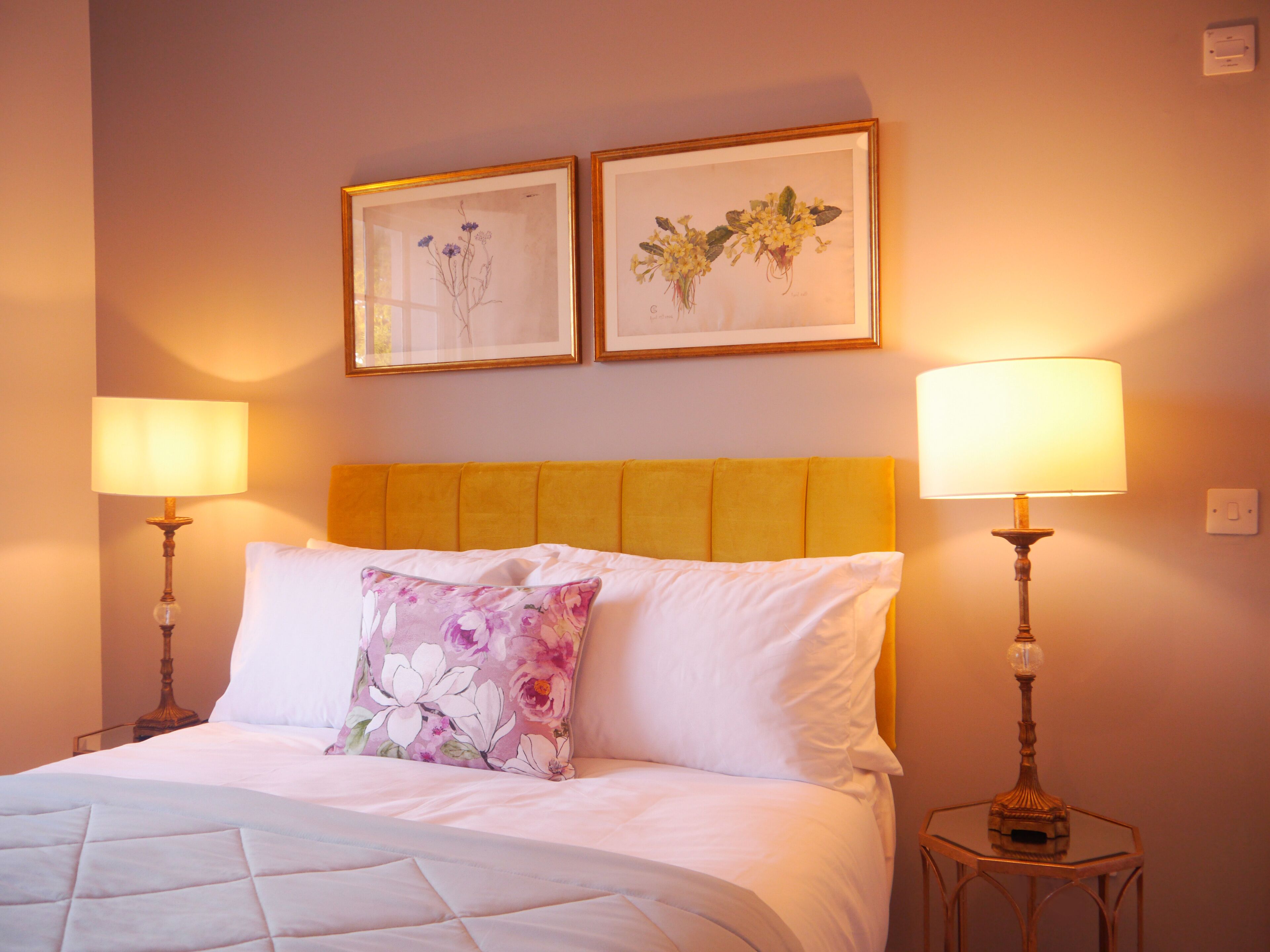 room 4 | individually decorated, individually furnished, desk, iron/ironing board