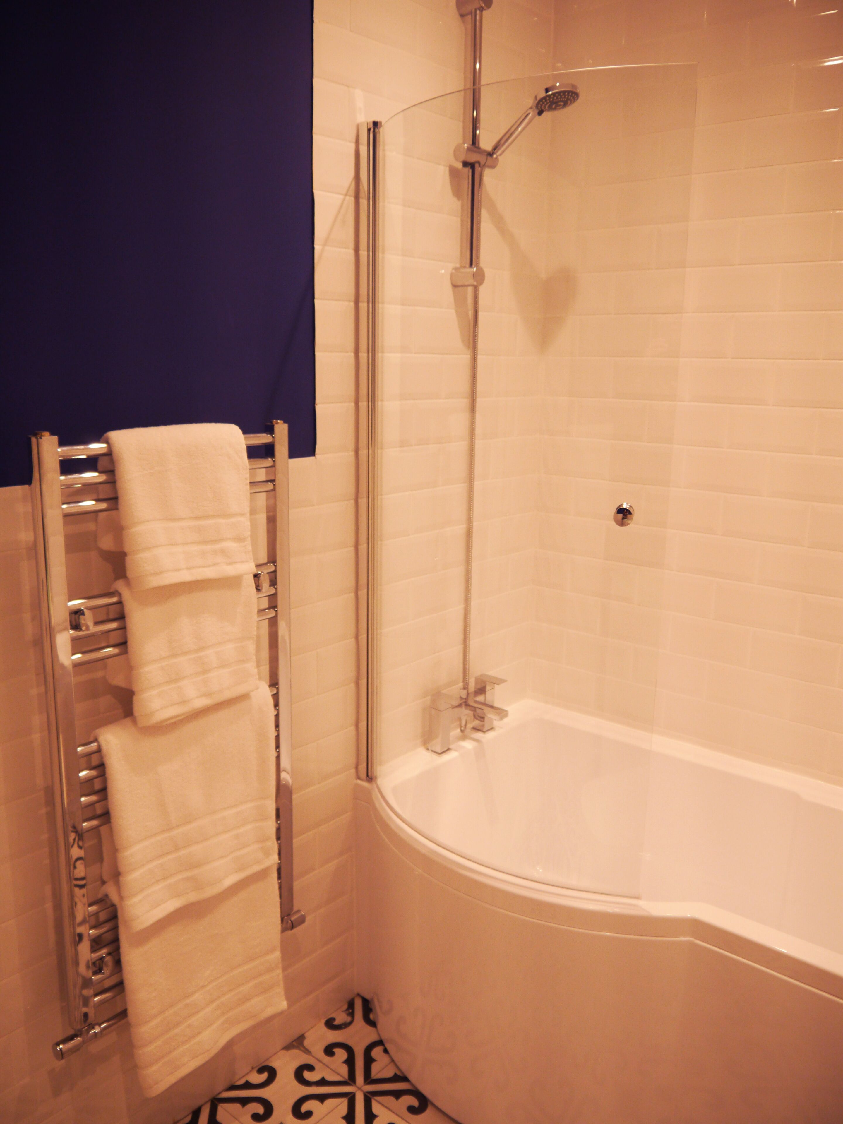 room 5 | bathroom | hair dryer, towels, soap, shampoo