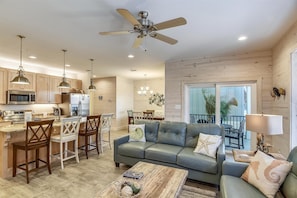 TV - Hammock Dunes K | BIG Dogs | Beach Side | Pool | Free Parking | Beach Getaways (Orange Beach)