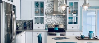 Salt and battery by the sea escape 