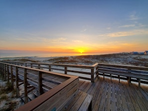Property grounds - Updated Unit / Great View / Top Floor, 5th (Gulf Shores)