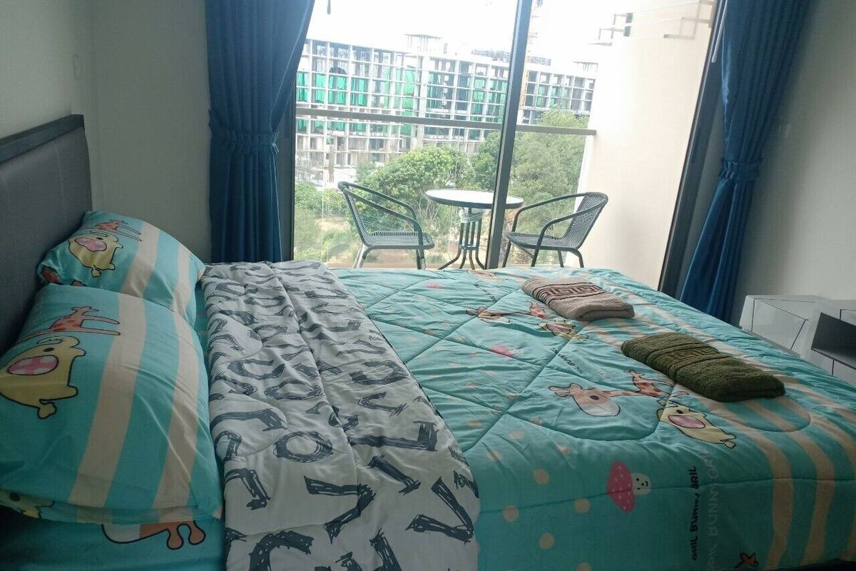Basic Room | Living area