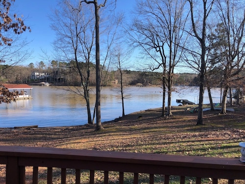 Charming 3BR 2BA Lakefront Lake Norman Home with Beach & Dock (sleeps 10)