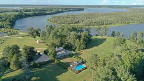Exterior - Carriage House at Cumberland Estate RIVERFRONT! (New Kent)