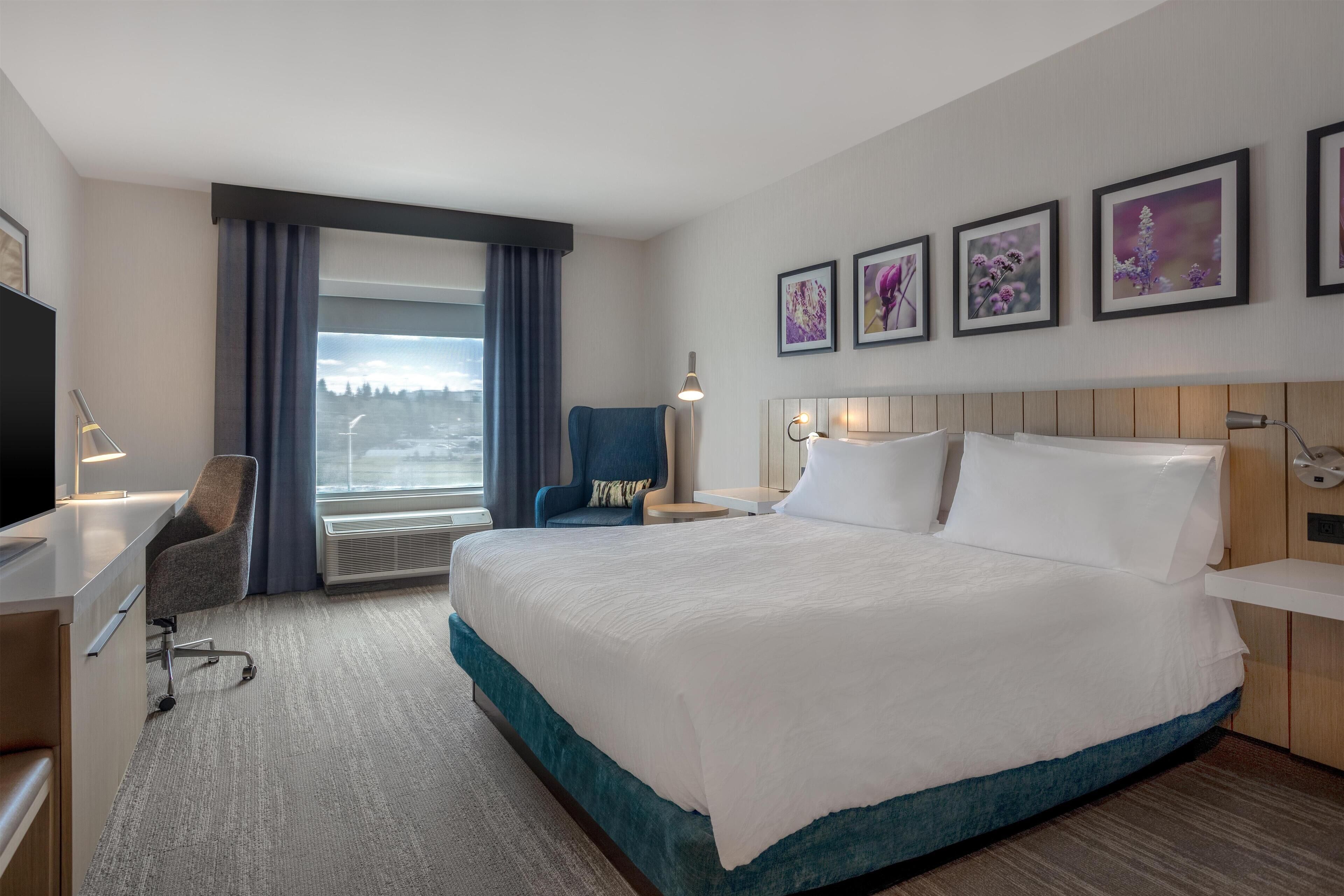 客房, 1 張特大雙人床 | 書桌、遮光布/窗簾、隔音、熨斗/熨衣板