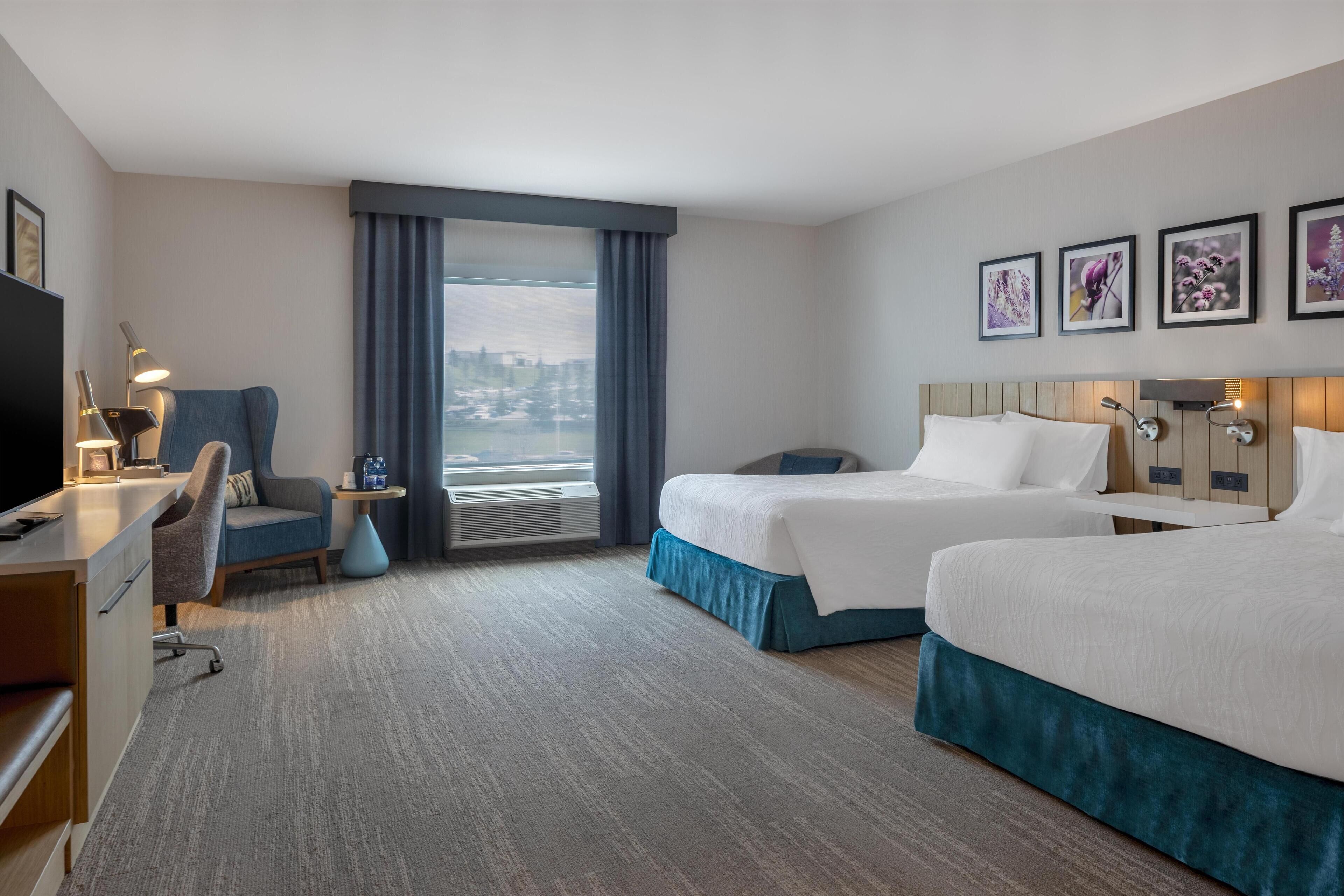 책상, 암막 커튼, 방음 설비, 다리미/다리미판